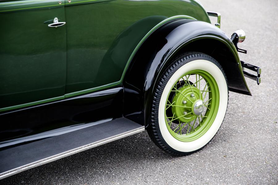 Детали экстерьера Ford Model A Roadster (40B) 1930 года  (фото 10 из 63)